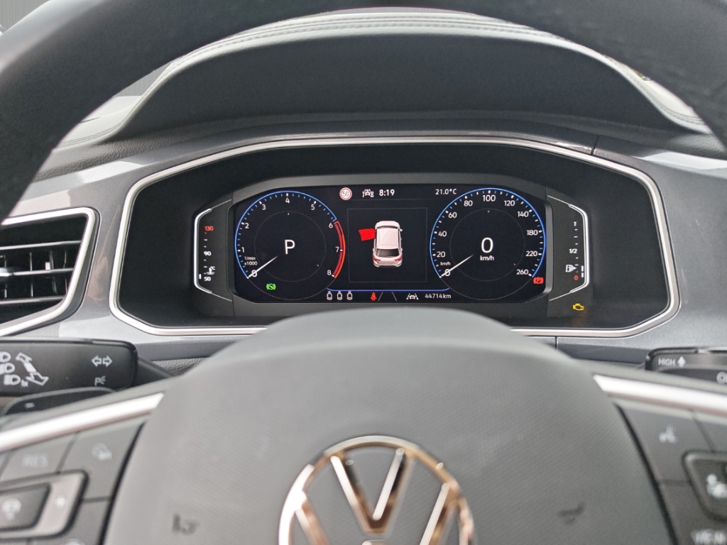 Fahrzeugabbildung Volkswagen T-Roc 1.5 TSI DSG Style ACC LED+ Navi Kam Klima