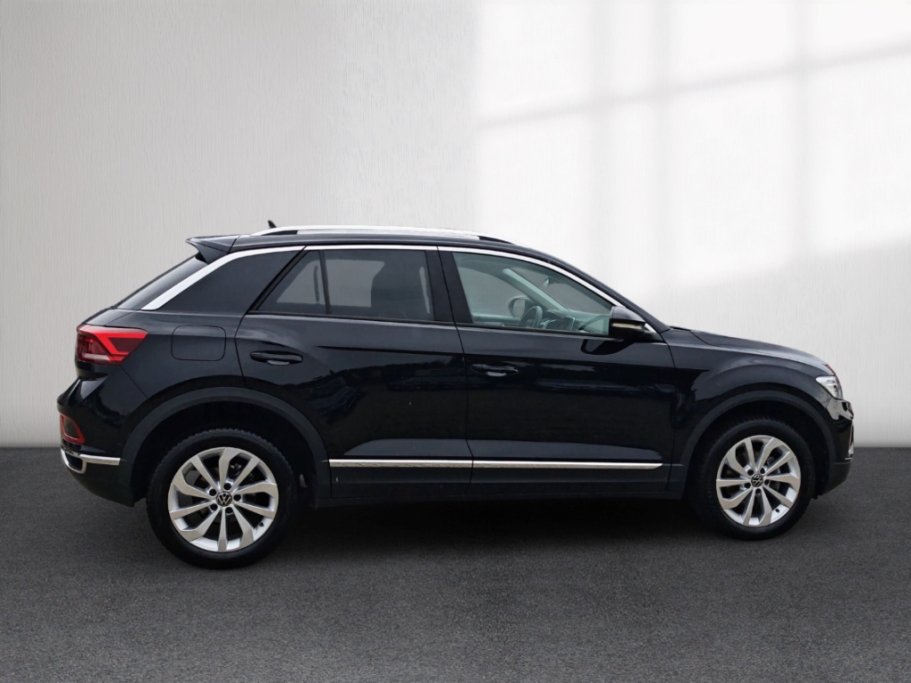 Fahrzeugabbildung Volkswagen T-Roc 1.5 TSI DSG Style ACC LED+ Navi Kam Klima