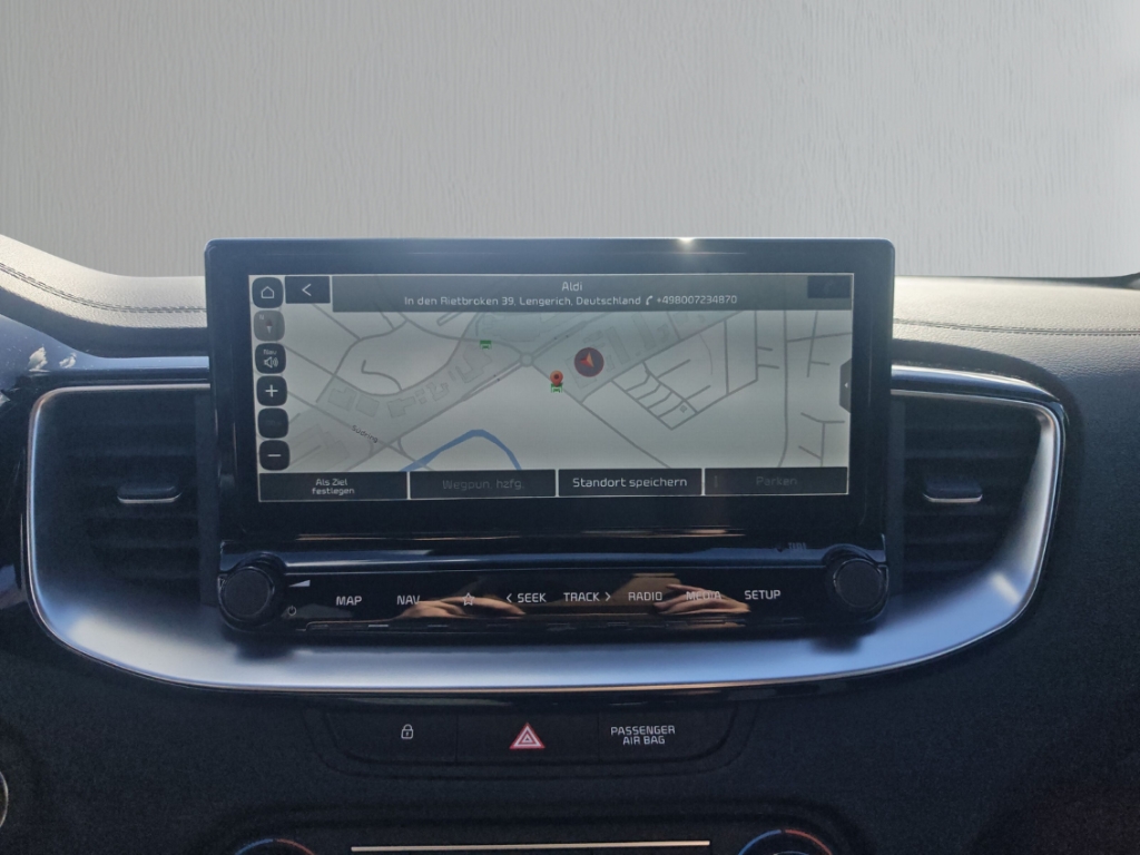 Fahrzeugabbildung Kia Cee'd 1.5 T-GDI Ultimate Edition GRA GJR SHZ RFK