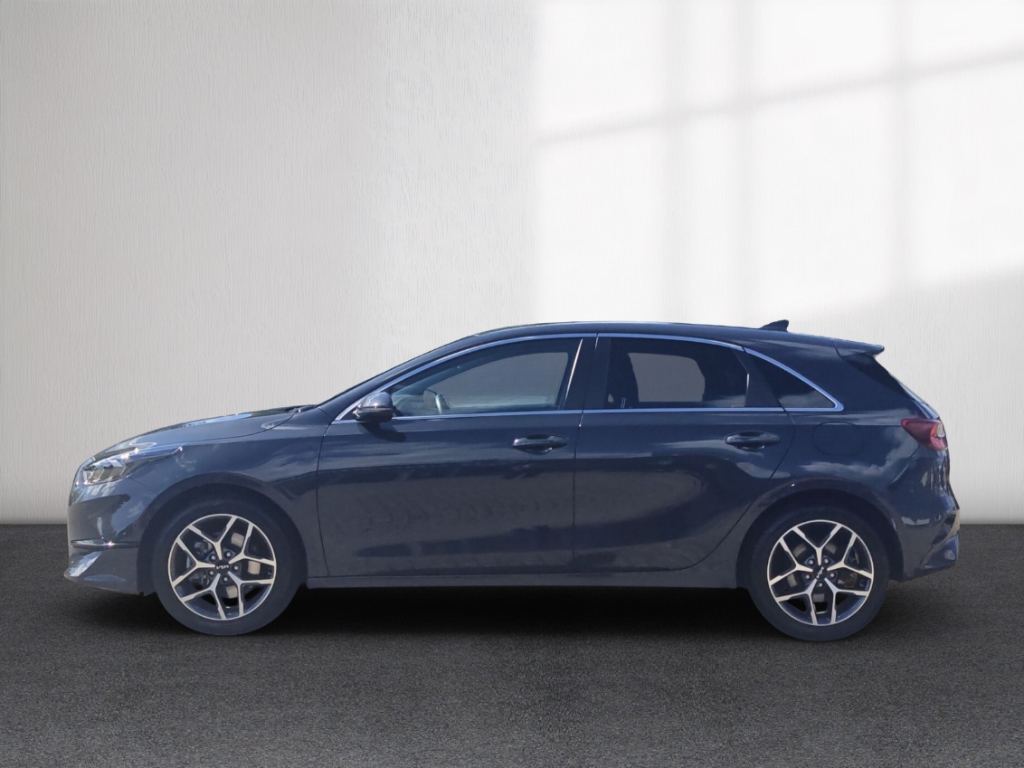 Fahrzeugabbildung Kia Cee'd 1.5 T-GDI Ultimate Edition GRA GJR SHZ RFK