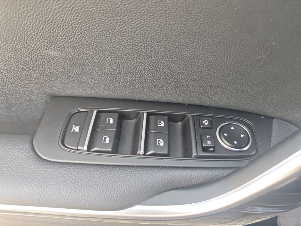 Fahrzeugabbildung Kia Cee'd 1.5 T-GDI Ultimate Edition GRA GJR SHZ RFK