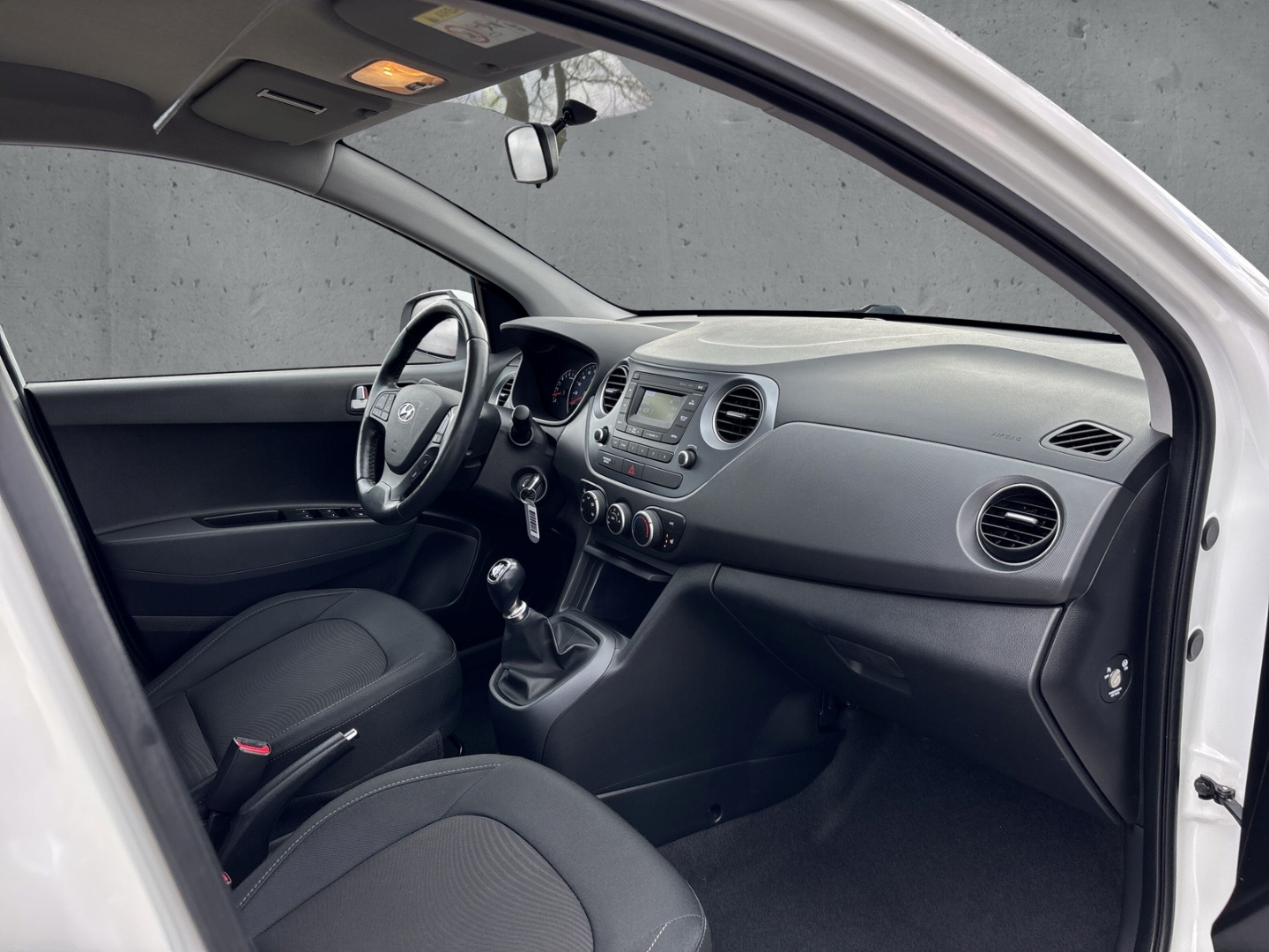 Fahrzeugabbildung Hyundai i10 Trend 1.2l PDC Klimaaut. LHZ SHZ