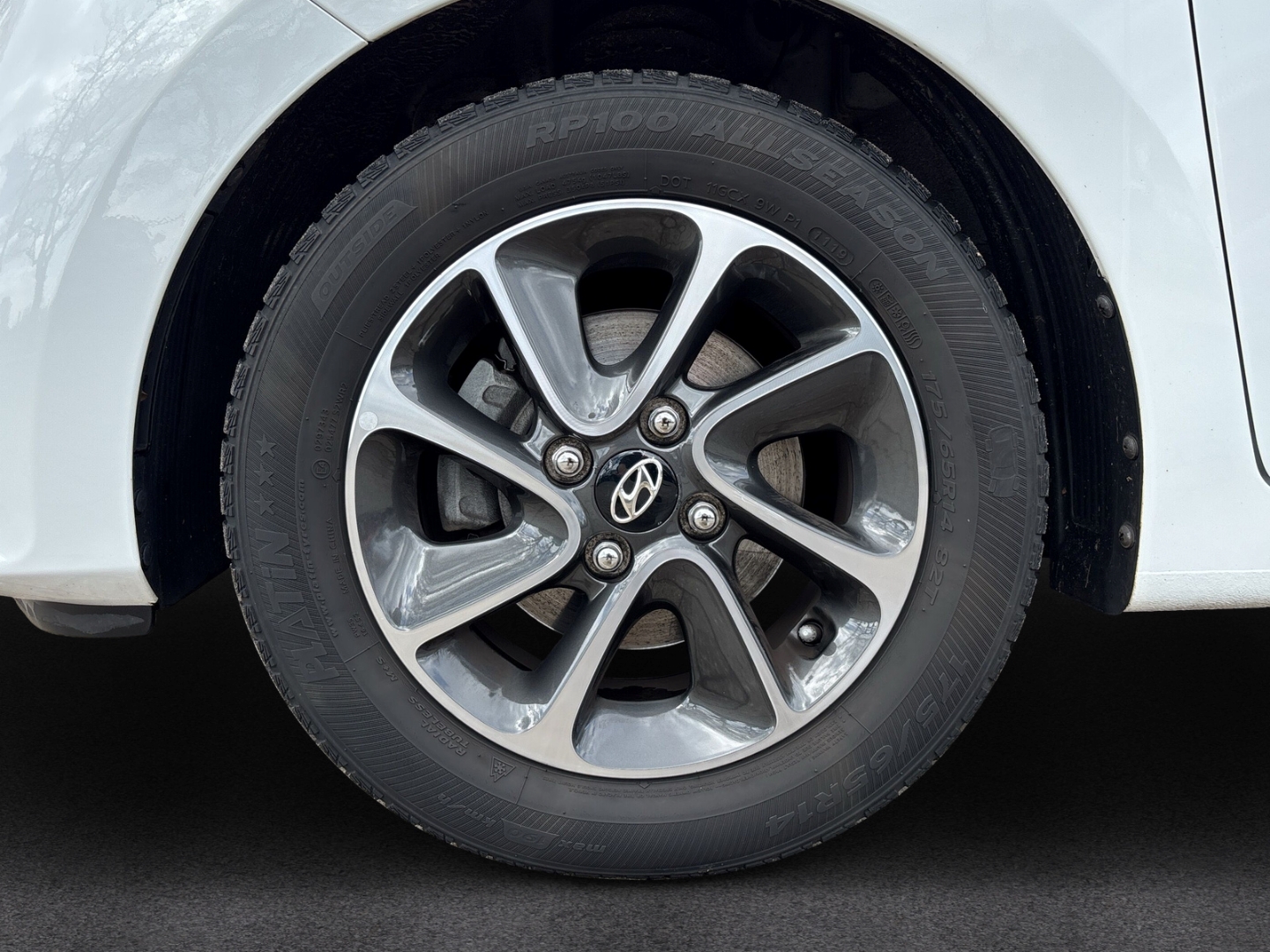 Fahrzeugabbildung Hyundai i10 Trend 1.2l PDC Klimaaut. LHZ SHZ