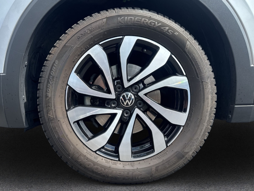 Fahrzeugabbildung Volkswagen T-Cross 1.5 TSI DSG Active ACC R-Kam SHZ Navi PDC