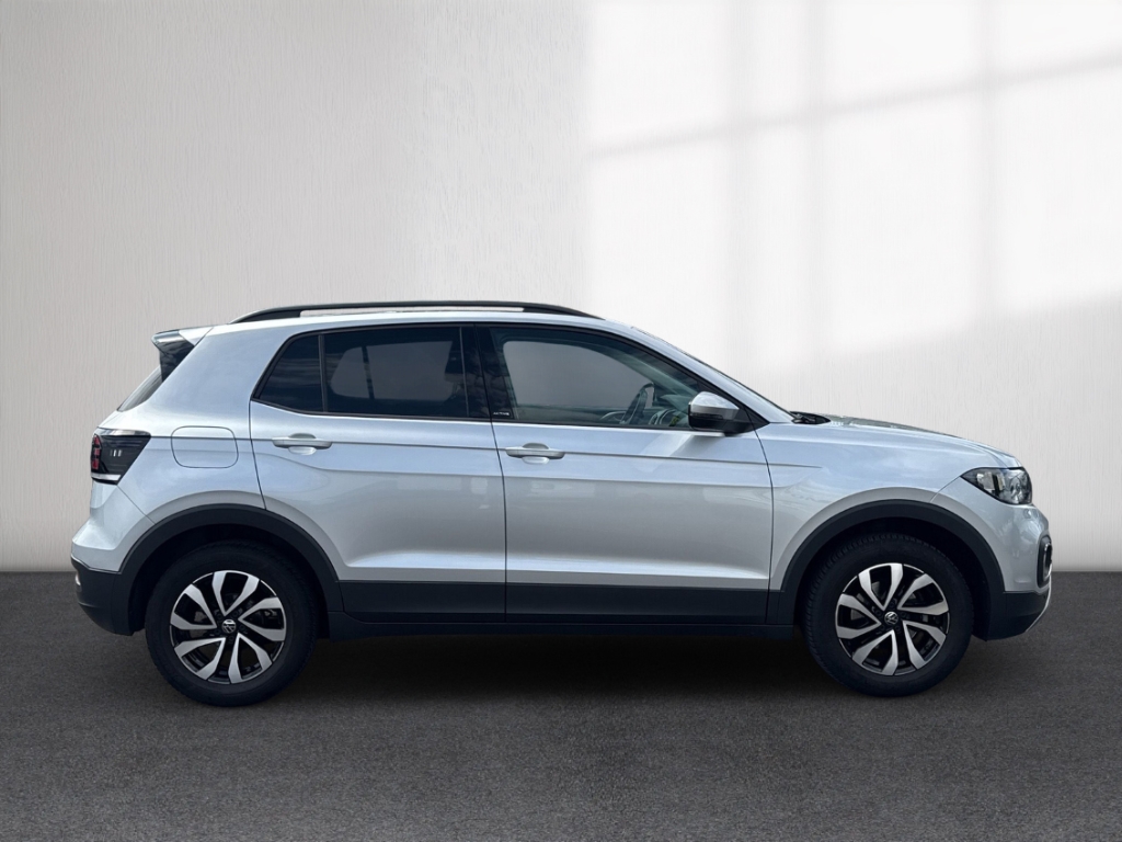 Fahrzeugabbildung Volkswagen T-Cross 1.5 TSI DSG Active ACC R-Kam SHZ Navi PDC