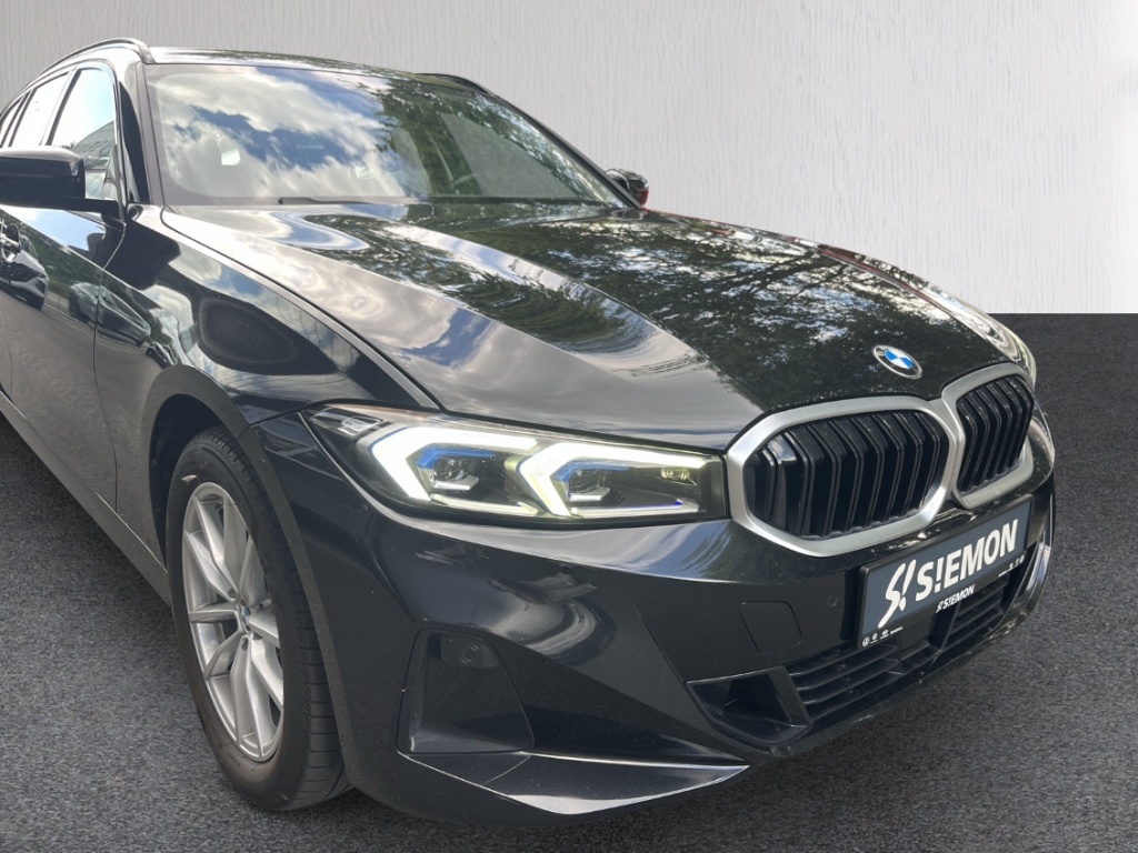 Fahrzeugabbildung BMW 320 d xDrive Touring ACC PDC HeadUp R-Kam Navi
