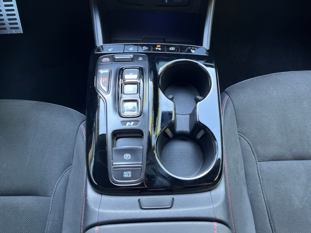 Fahrzeugabbildung Hyundai TUCSON PHEV 1.6 AT 4WD N-LINE AHK Navi Leder Digitales Cockpit Soundsystem LED ACC