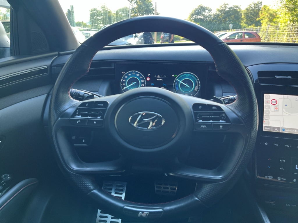 Fahrzeugabbildung Hyundai TUCSON PHEV 1.6 AT 4WD N-LINE AHK Navi Leder Digitales Cockpit Soundsystem LED ACC