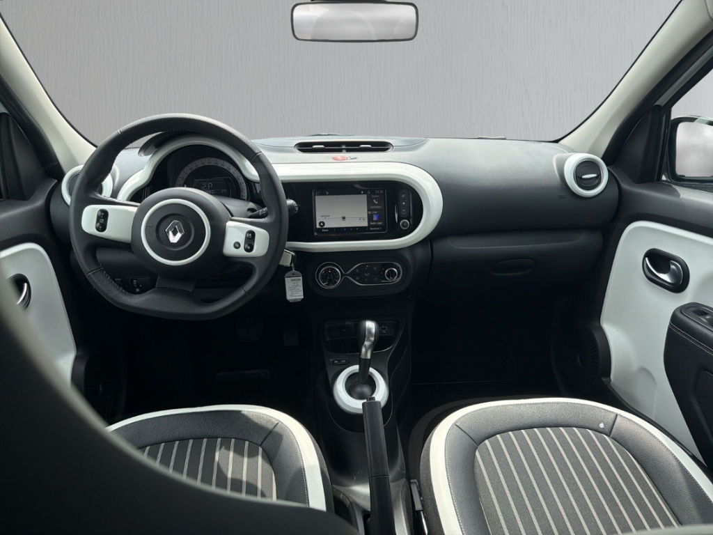 Fahrzeugabbildung Renault Twingo Electric Kamera PDC hinten Klima