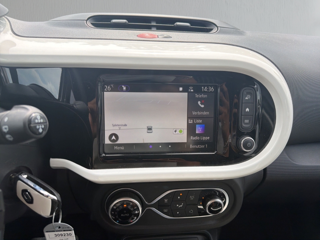 Fahrzeugabbildung Renault Twingo Electric Kamera PDC hinten Klima