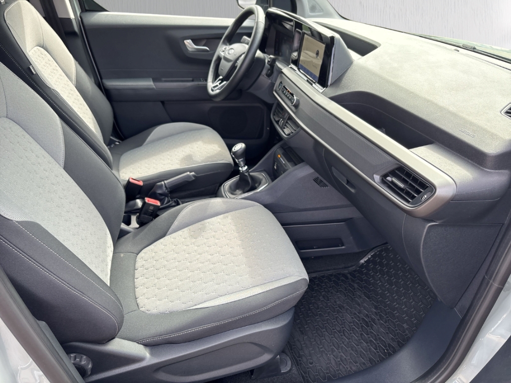 Fahrzeugabbildung Ford Tourneo Courier Titanium AHK AAC LM17 Winterpak. LED TFL