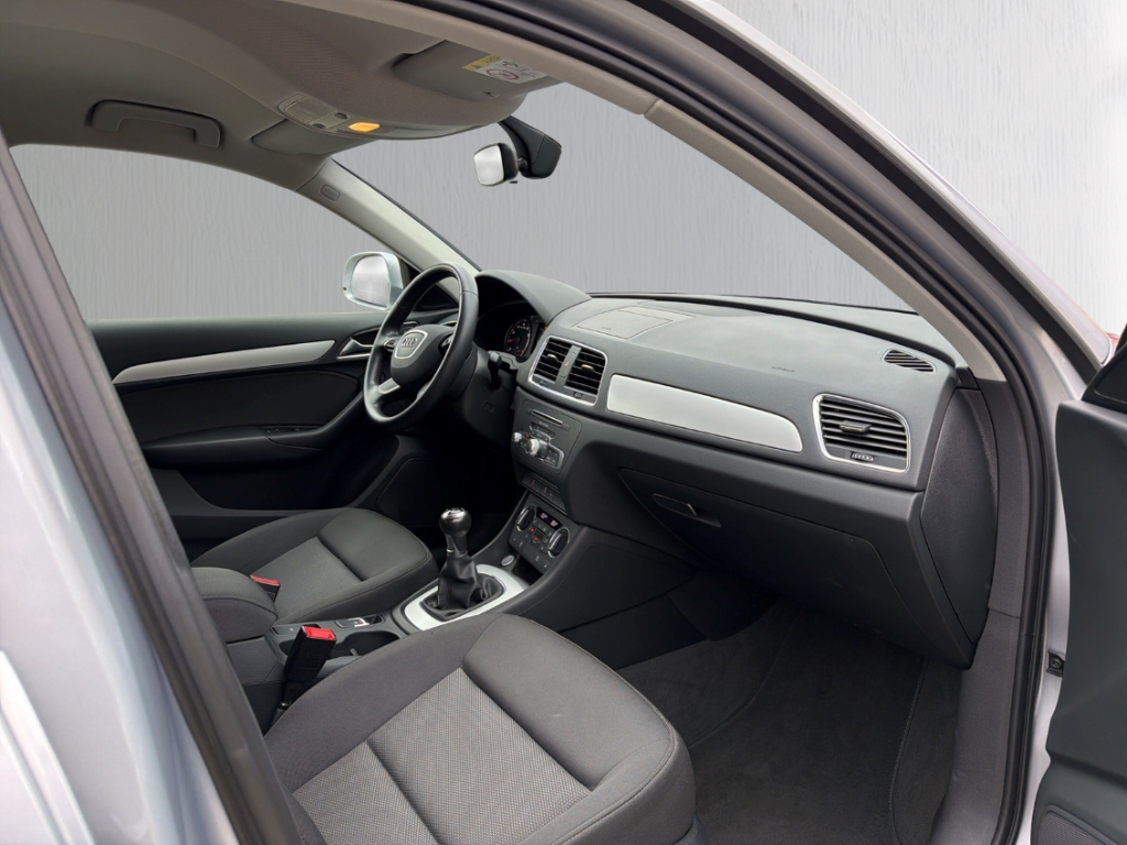 Fahrzeugabbildung Audi Q3 1.4 TFSI Xen Temp SHZ PDC Klimaauto Bluetooth