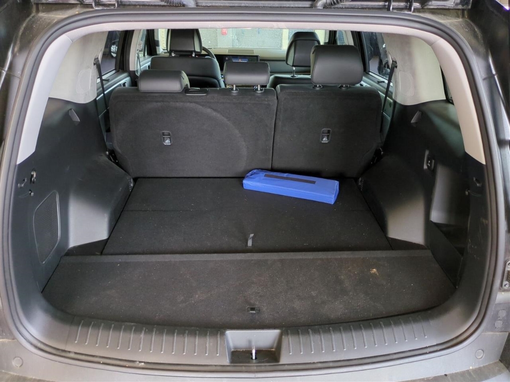 Fahrzeugabbildung Hyundai SANTA FE HEV MY25 1.6 AT 4WD Signature Komf Tech 5-Sitz Navi Leder Digitales Cockpit