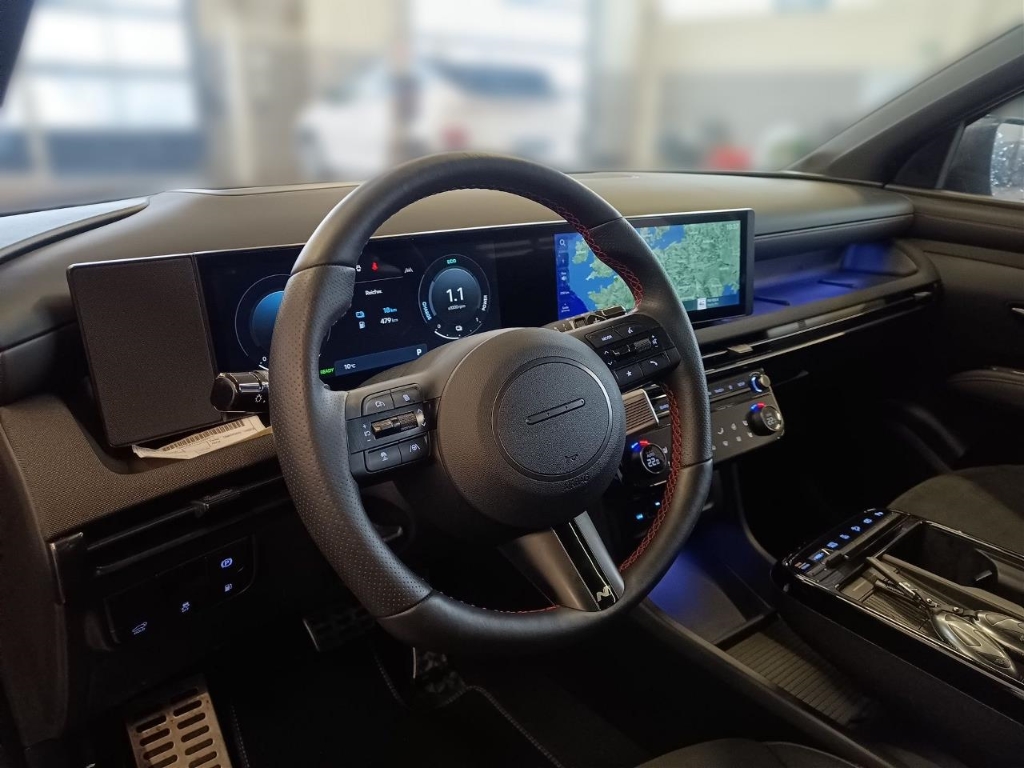 Fahrzeugabbildung Hyundai TUCSON FL PHEV 1.6 AT 4WD MY25 N-Line Sitz-P Pano ECS Assist Dig-Key AHK HUD