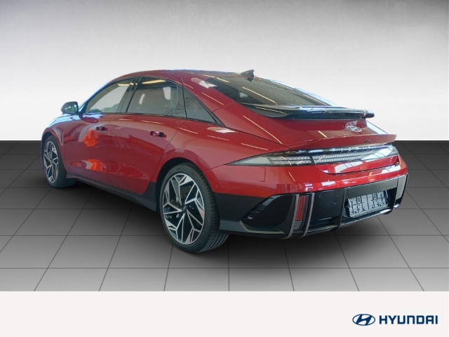 Fahrzeugabbildung Hyundai IONIQ 6 77,4kWh 4WD UNIQ 20LM HUD Navi Digitales Cockpit Memory Sitze Soundsystem