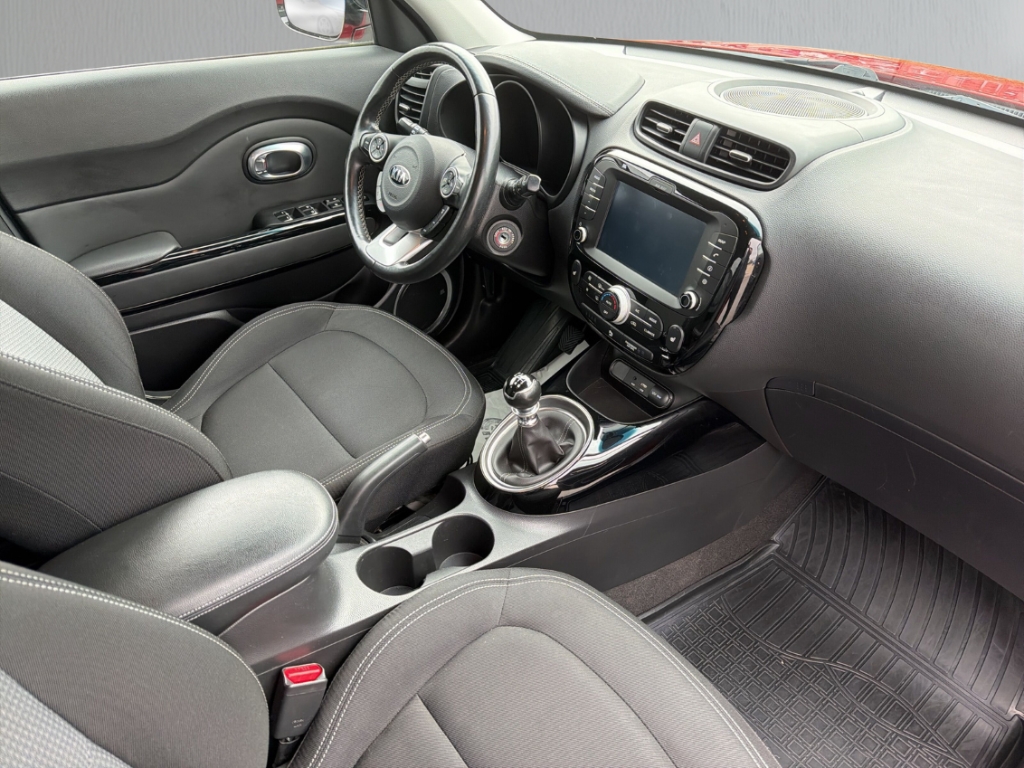 Fahrzeugabbildung Kia Soul Dream Team 1.6 GDI Dream-Team Editio Navi