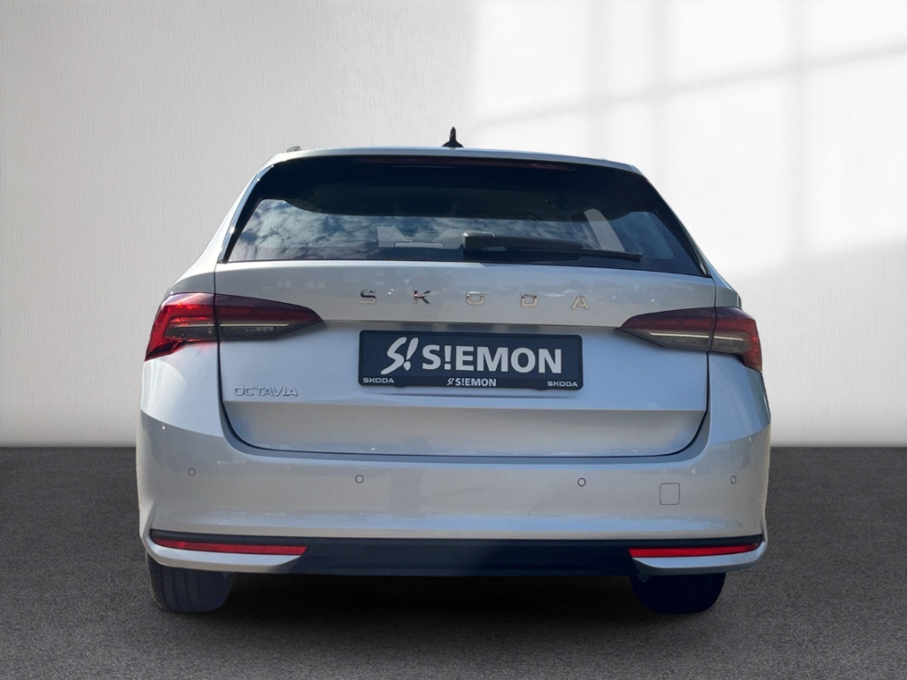 Fahrzeugabbildung SKODA Octavia 1.5 TSI mHEV Combi DSG Selection AHK Navi Tempomat