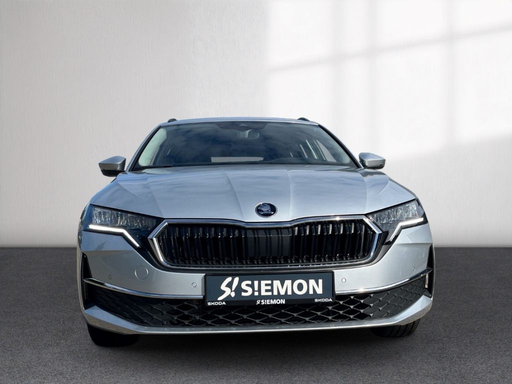 Fahrzeugabbildung SKODA Octavia 1.5 TSI mHEV Combi DSG Selection AHK Navi Tempomat