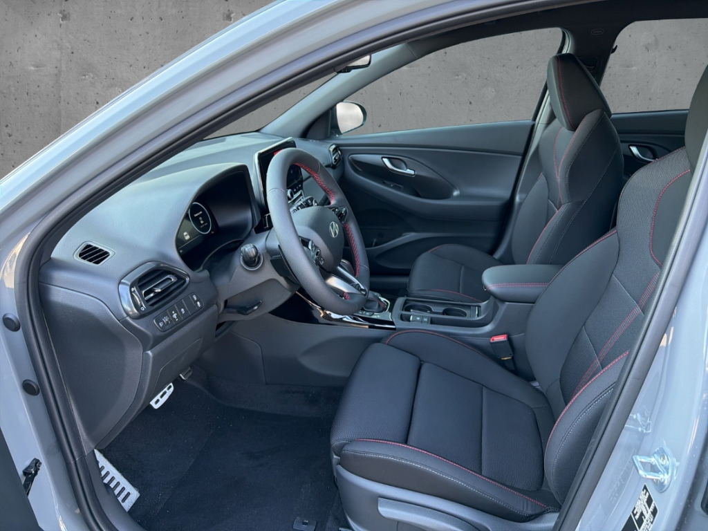 Fahrzeugabbildung Hyundai i30 FL 5-trg MY26 1.6 T-GDi DCT N-Line Navi Digitales Cockpit LED Apple