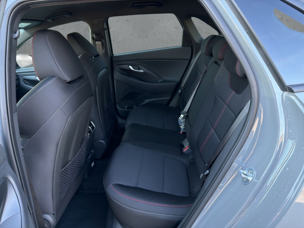 Fahrzeugabbildung Hyundai i30 FL 5-trg MY26 1.6 T-GDi DCT N-Line Navi Digitales Cockpit LED Apple