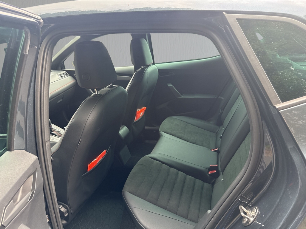 Fahrzeugabbildung SEAT Ibiza 1.0 TSI DSG FR LED Navi SHZ Klimaauto RKam