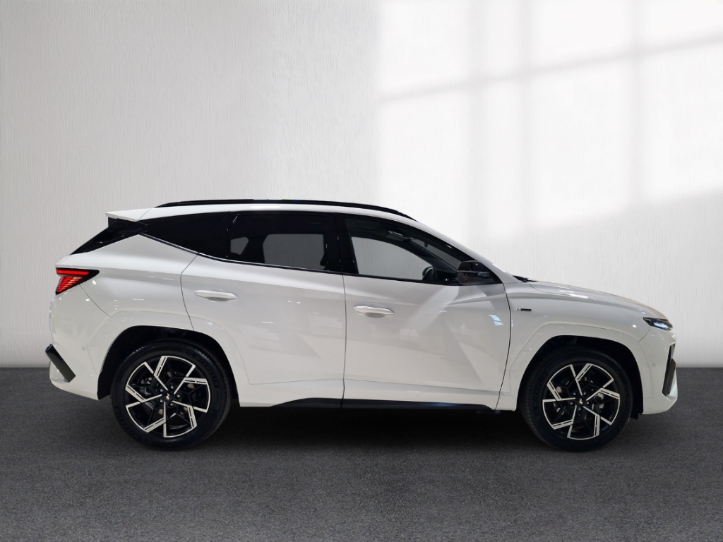 Fahrzeugabbildung Hyundai TUCSON FL MY26 1.6 HEV 2WD N-Line X Assist Panorama Navi Digitales Cockpit LED ACC