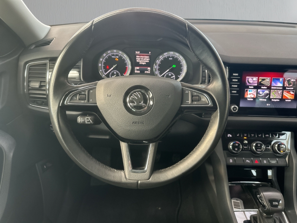 Fahrzeugabbildung SKODA Kodiaq 2.0 TDI DSG Drive 125 LED ACC AHK SHZ v&h NAVI