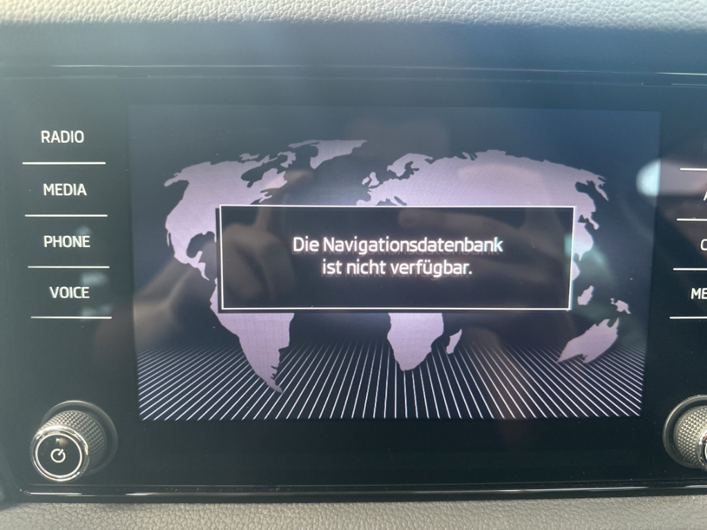 Fahrzeugabbildung SKODA Kodiaq 2.0 TDI DSG Drive 125 LED ACC AHK SHZ v&h NAVI