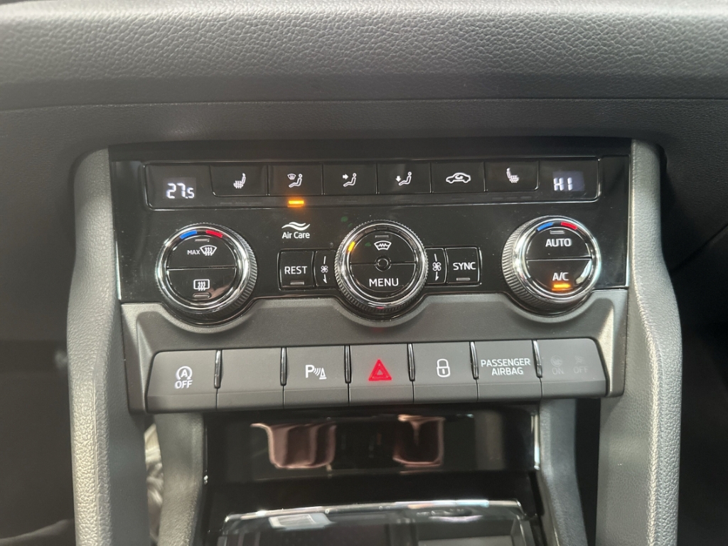 Fahrzeugabbildung SKODA Kodiaq 2.0 TDI DSG Drive 125 LED ACC AHK SHZ v&h NAVI