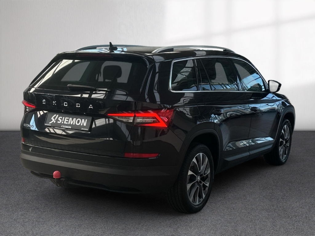 Fahrzeugabbildung SKODA Kodiaq 2.0 TDI DSG Drive 125 LED ACC AHK SHZ v&h NAVI