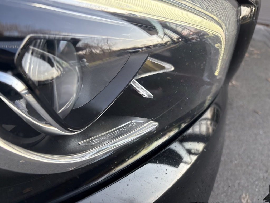Fahrzeugabbildung Mercedes-Benz A 220 AMG Line 4Matic StandHeiz Distron Navi