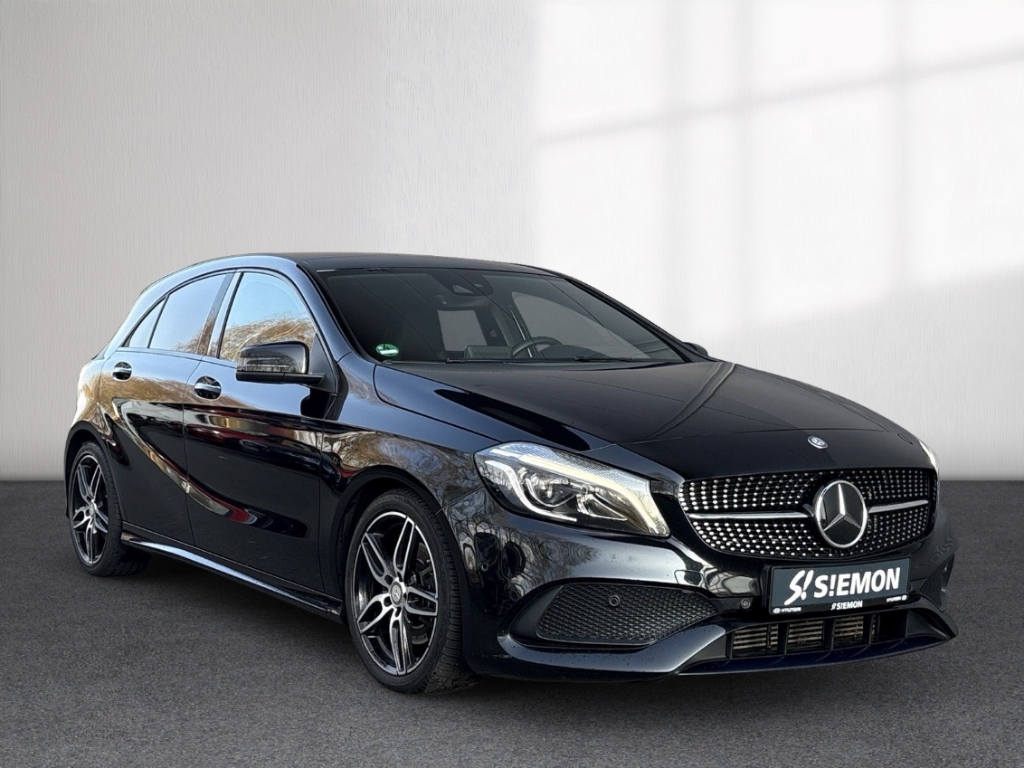 Fahrzeugabbildung Mercedes-Benz A 220 AMG Line 4Matic StandHeiz Distron Navi