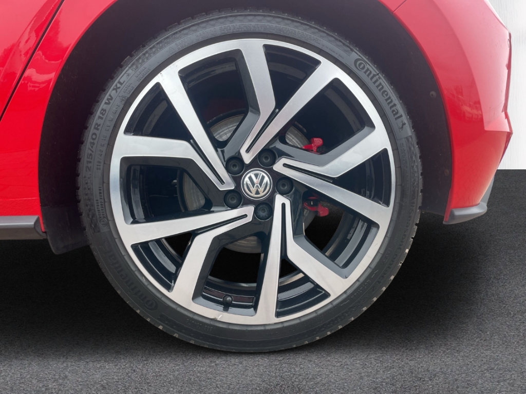 Fahrzeugabbildung Volkswagen Polo GTI DSG 2.0 TSI PDC SHZ Temp LED Klima
