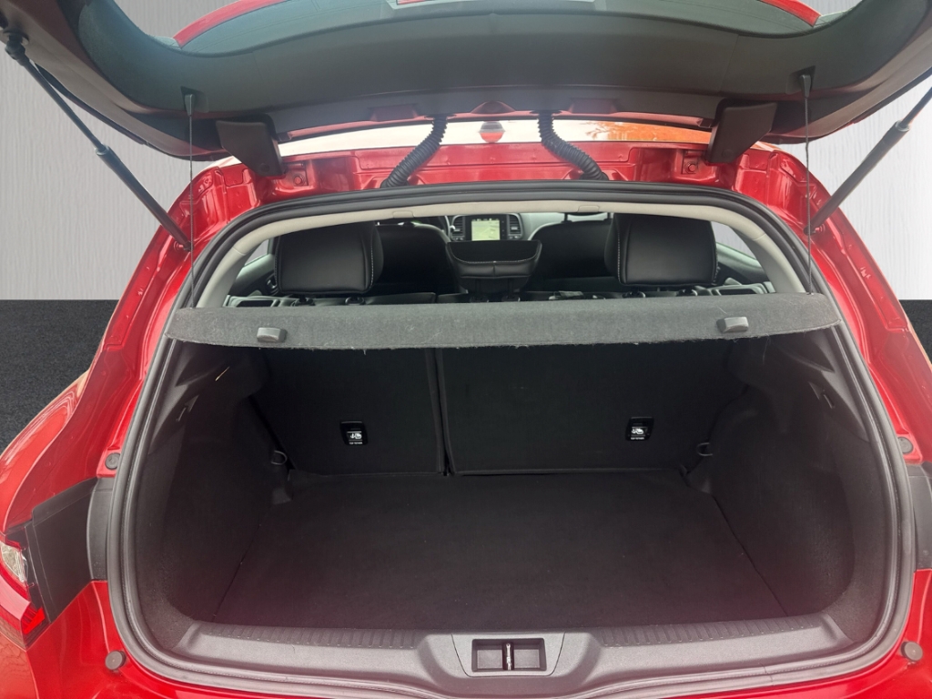 Fahrzeugabbildung Renault Megane IV 1.2 TCe 130 Intens Navi StHzg SHZ GRA PDC GJR