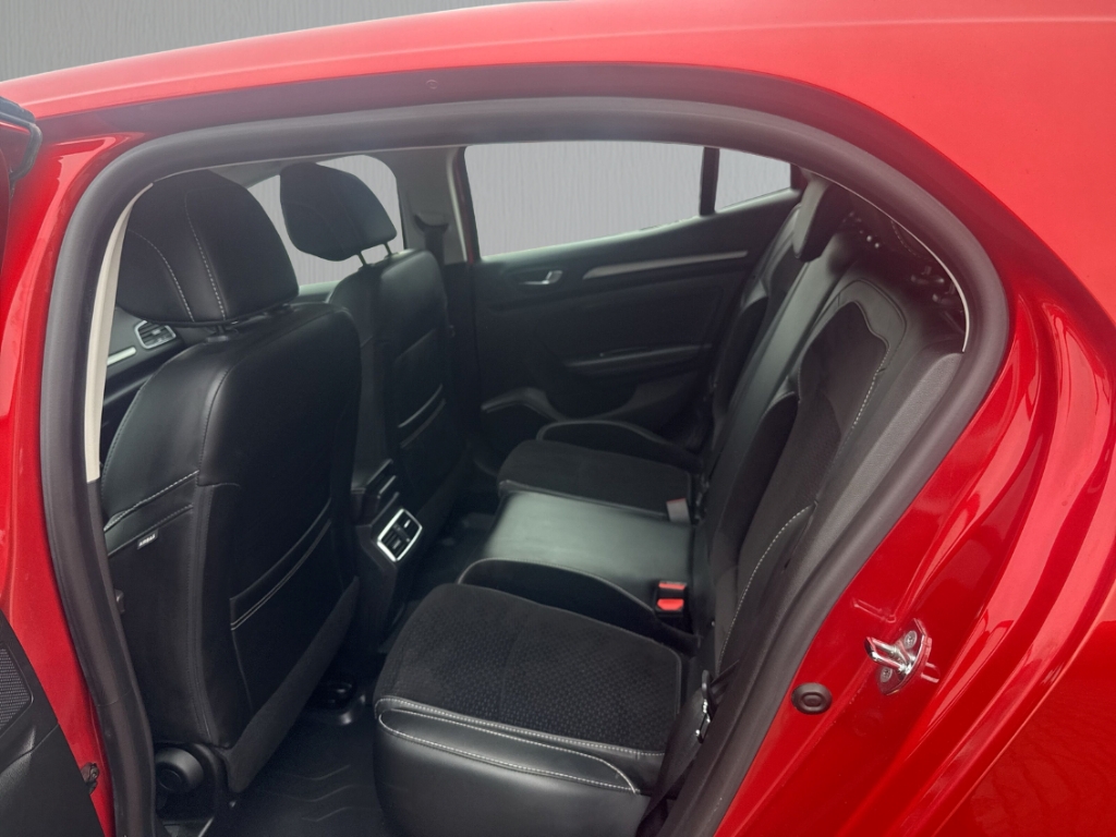 Fahrzeugabbildung Renault Megane IV 1.2 TCe 130 Intens Navi StHzg SHZ GRA PDC GJR