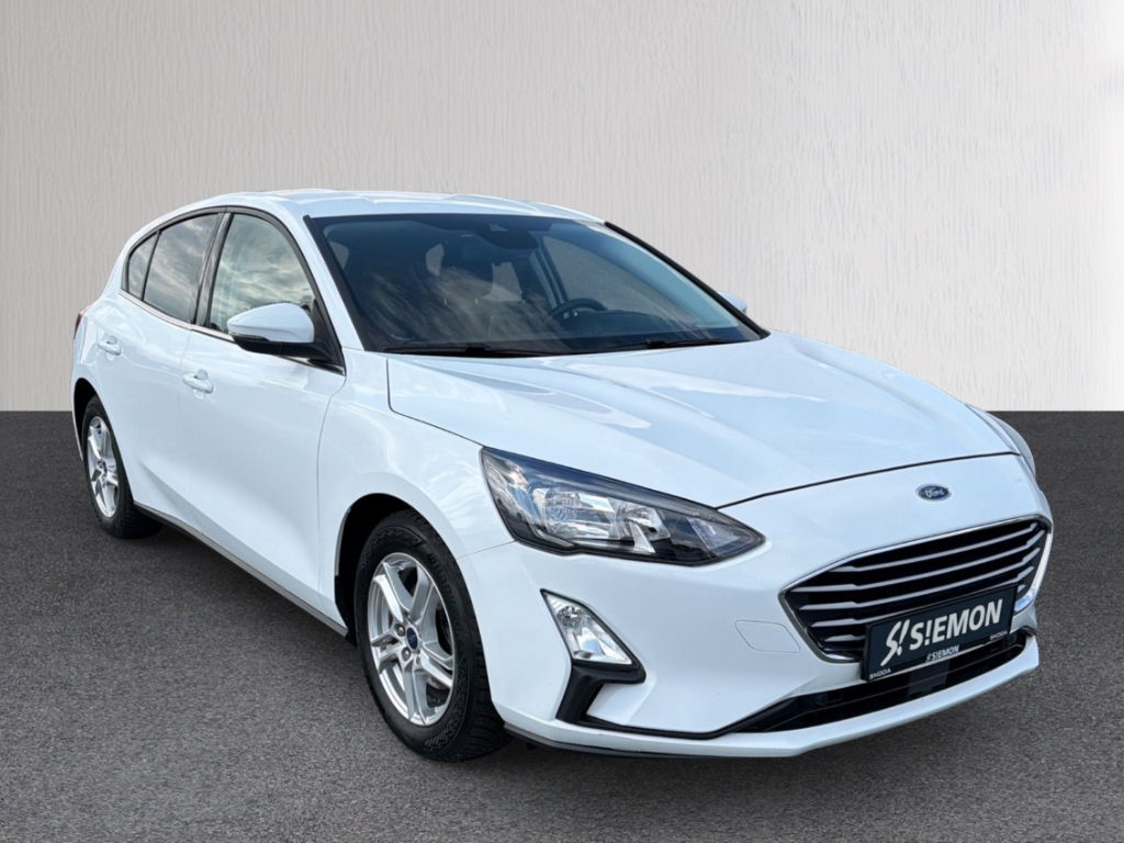 Fahrzeugabbildung Ford Focus 1.0 EcoBoost LED SHZ LHZ behWSS RKam PDC