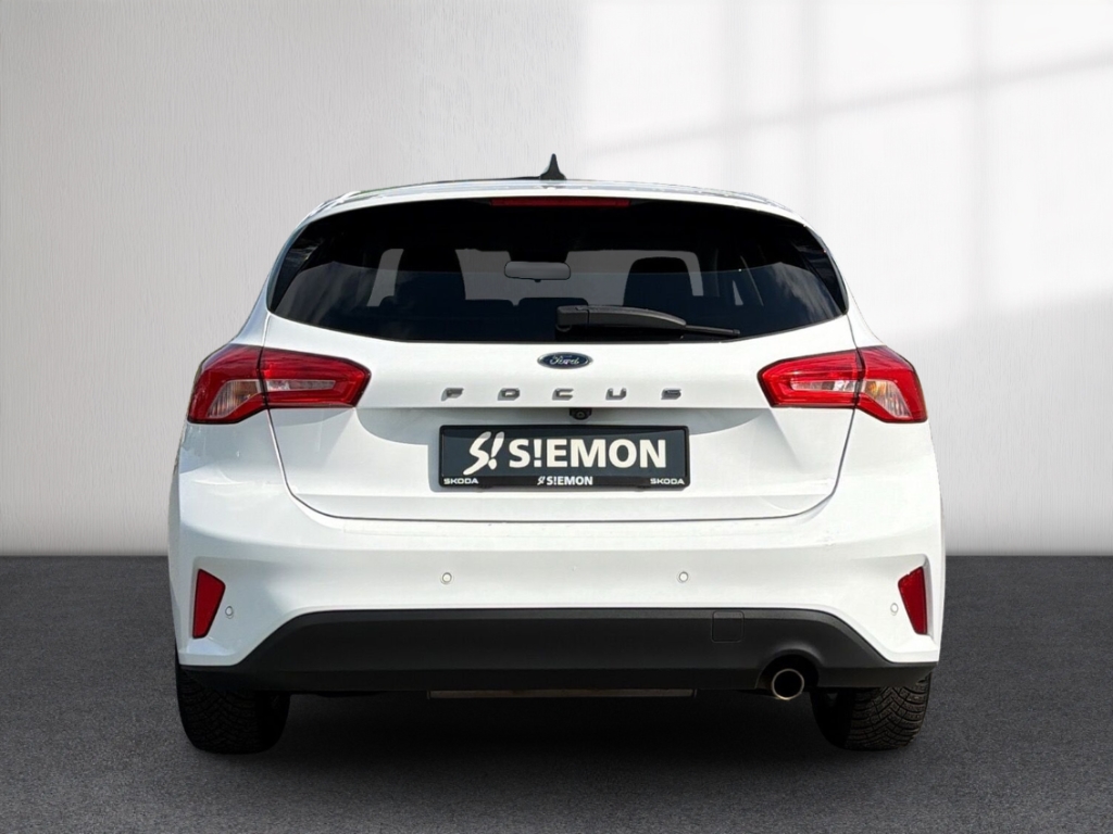 Fahrzeugabbildung Ford Focus 1.0 EcoBoost LED SHZ LHZ behWSS RKam PDC