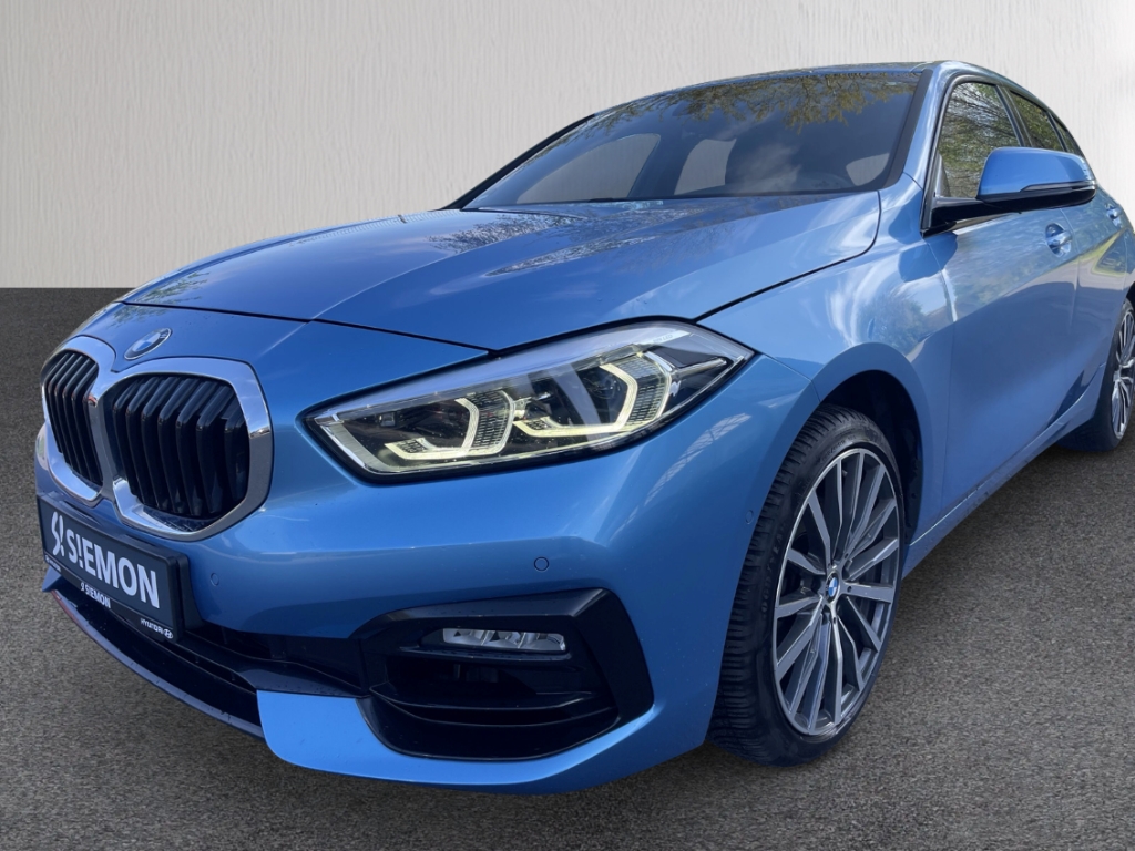 Fahrzeugabbildung BMW 118 d Sport Line Navi LED H&K HUD Schiebedach Memory Sitze Rückfahrkam.