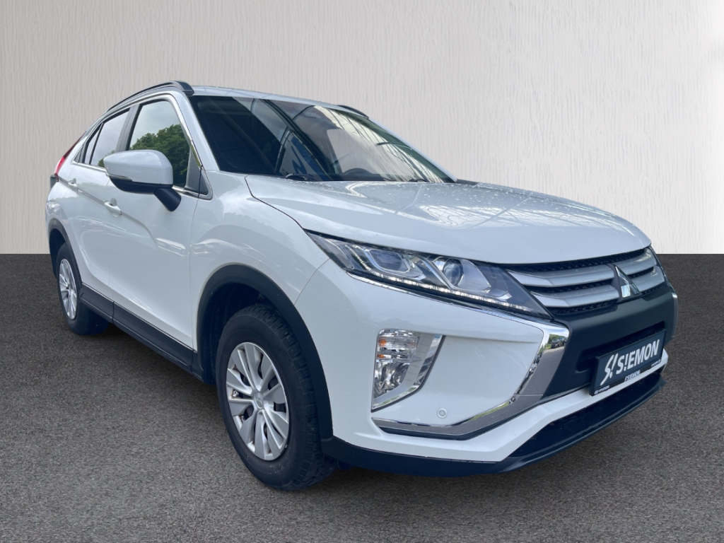 Fahrzeugabbildung Mitsubishi Eclipse Cross 2WD 1.5 T-Mivec Basis AHK PDC Tempomat