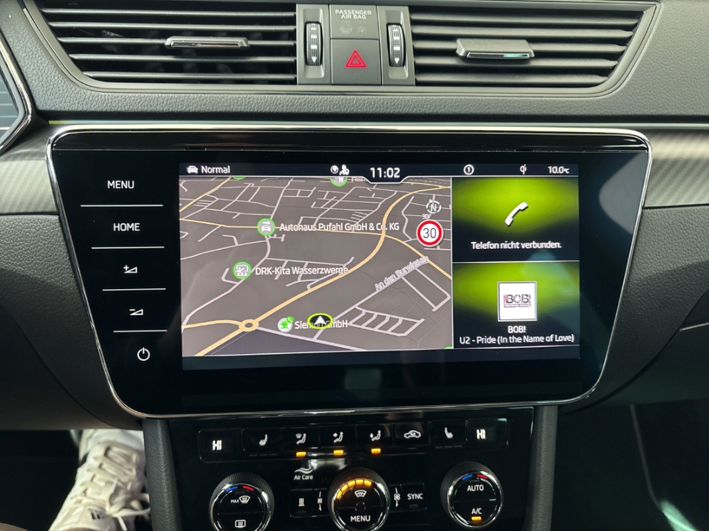 Fahrzeugabbildung SKODA Superb Combi 2.0 TDI Sportline AHK LED NAV SHZ v+h