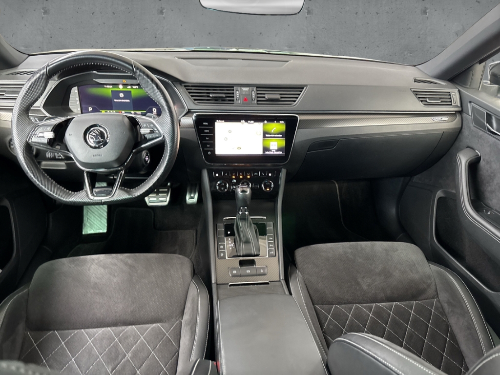 Fahrzeugabbildung SKODA Superb Combi 2.0 TDI Sportline AHK LED NAV SHZ v+h