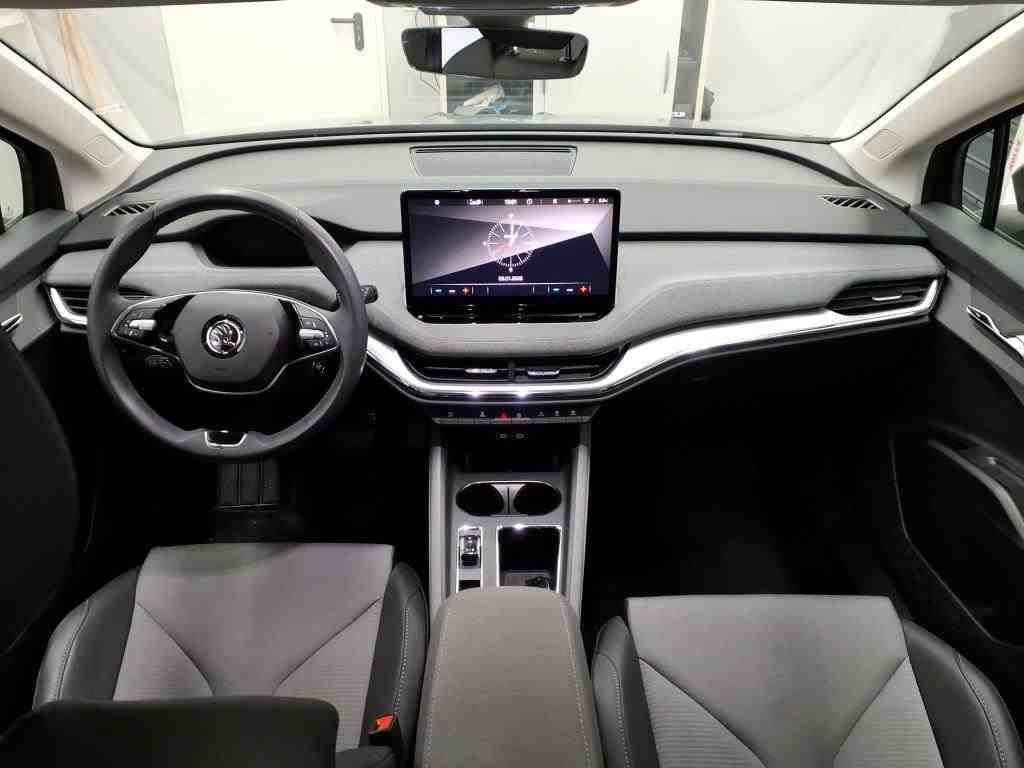 Fahrzeugabbildung SKODA Enyaq iV 60 Loft Navi Tempo Wärmepumpe Kamera