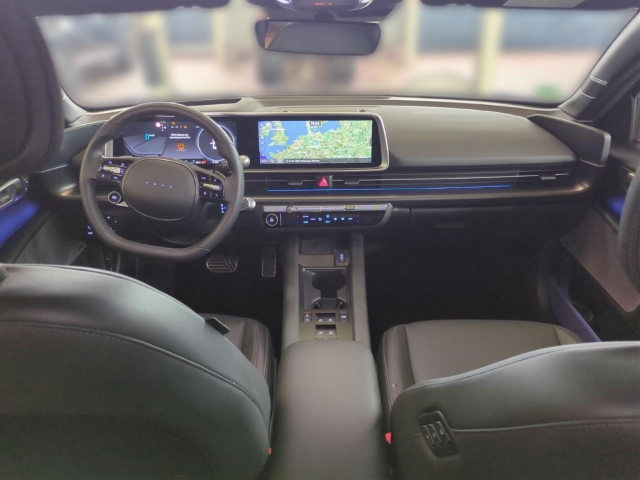 Fahrzeugabbildung Hyundai IONIQ 6 77,4kWh 4WD UNIQ 20LM HUD Navi Digitales Cockpit Memory Sitze Soundsystem