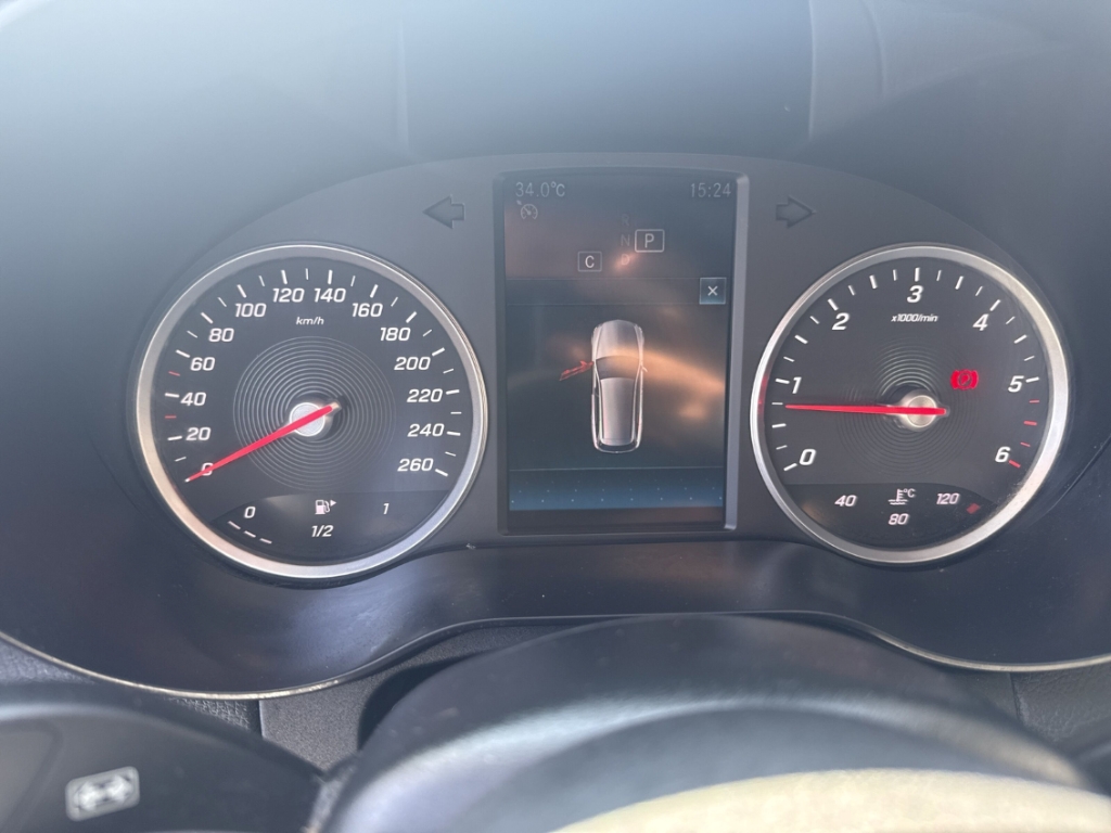 Fahrzeugabbildung Mercedes-Benz C 220 d T Business Navi AHK LED RKam GRA BT Allwetter