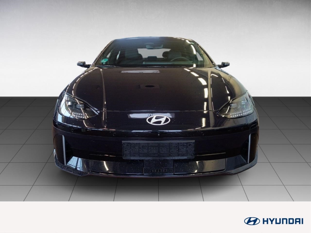 Fahrzeugabbildung Hyundai IONIQ 6 77,4kWh 2WD UNIQ Digi-Spiegel 20LM Schiebedach HUD Navi Digitales Cockpit