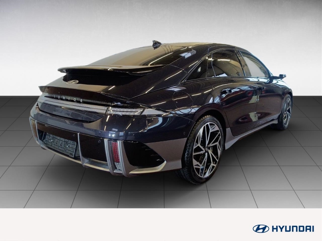 Fahrzeugabbildung Hyundai IONIQ 6 77,4kWh 2WD UNIQ Digi-Spiegel 20LM Schiebedach HUD Navi Digitales Cockpit