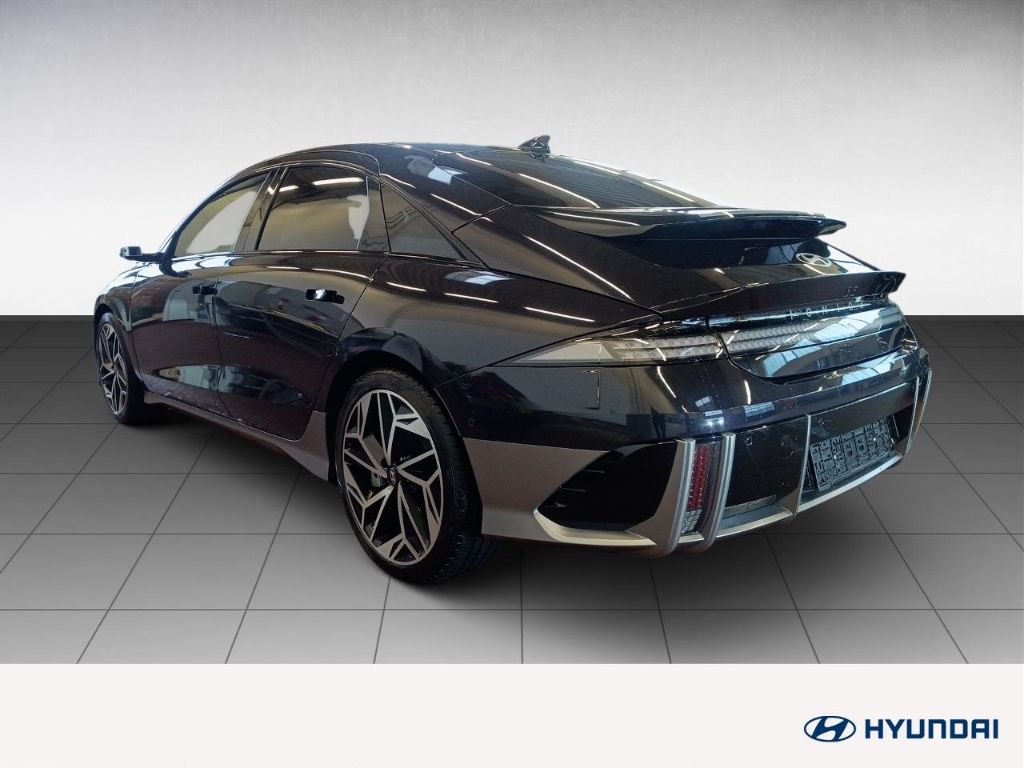 Fahrzeugabbildung Hyundai IONIQ 6 77,4kWh 2WD UNIQ Digi-Spiegel 20LM Schiebedach HUD Navi Digitales Cockpit