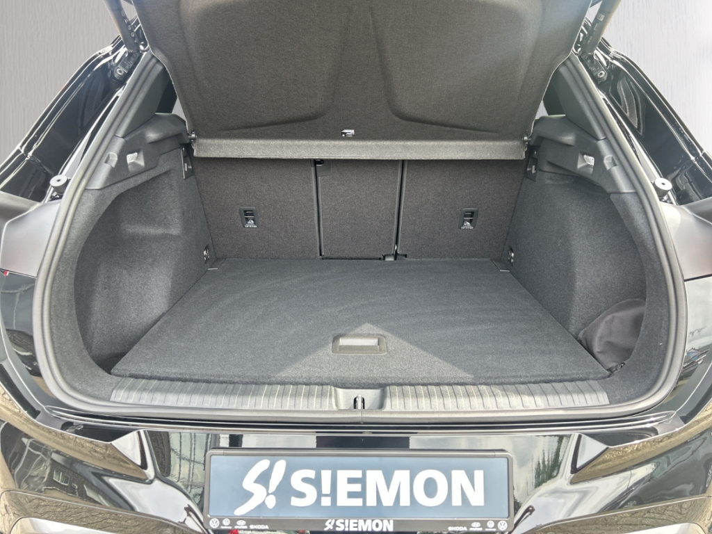 Fahrzeugabbildung CUPRA Terramar eTSI 1.5 TSI DSG AHK Winter eHK ACC SHZ