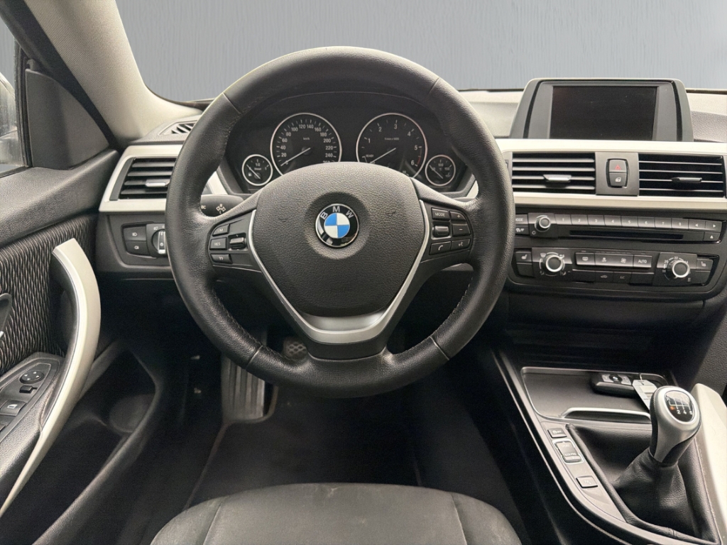 Fahrzeugabbildung BMW 420 Gran Coupe Advantage AHK PDC SHZ