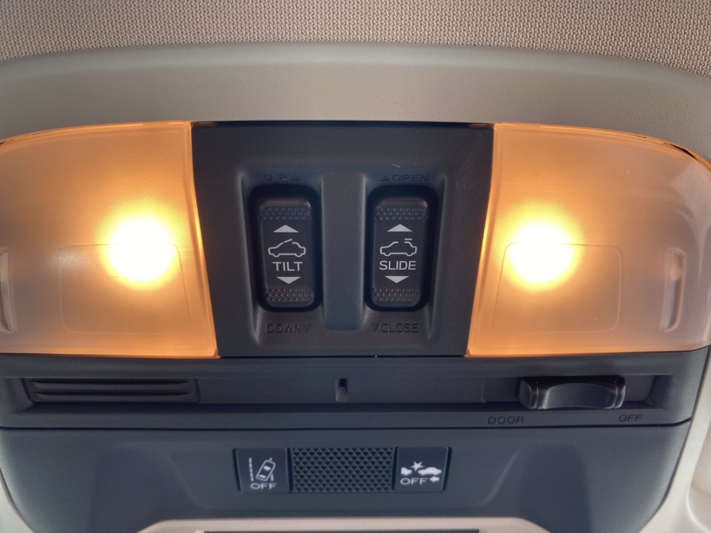 Fahrzeugabbildung Subaru XV 2.0i e-Boxer Platinum 4WD ACC LED Schiebedach BlindSpot RKam